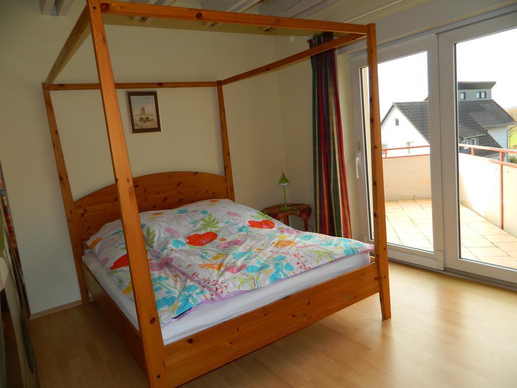 Messeapartment, Messezimmer Sehnde Buitenkant foto